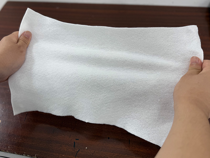 可降解針刺土工布|PLA針刺無(wú)紡布|路基保護(hù)/邊坡防護(hù)/園藝綠化