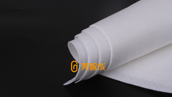 針刺無(wú)紡布生產(chǎn)工藝的特點(diǎn)