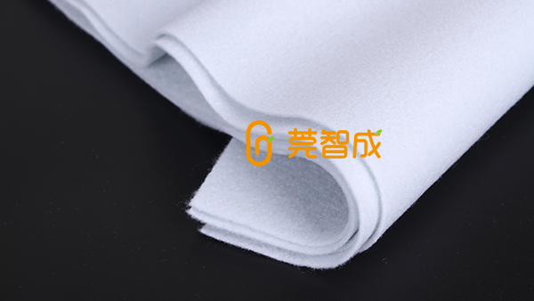 原料對針刺無紡布性能有什么影響