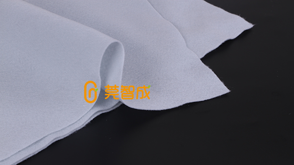 針刺無紡布廠：以質量保生存，以創(chuàng)新求發(fā)展