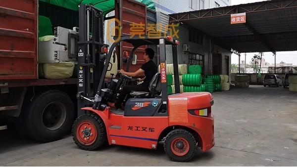 針刺氈廠-150噸原料倉儲