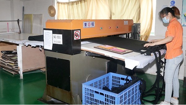 針刺棉廠(chǎng)家-積極研發(fā) 夯實(shí)基礎(chǔ)