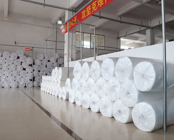 針刺無(wú)紡布工廠倉(cāng)庫(kù)