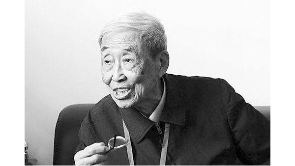 姚穆：中國(guó)紡織行業(yè)標(biāo)準(zhǔn)制定者